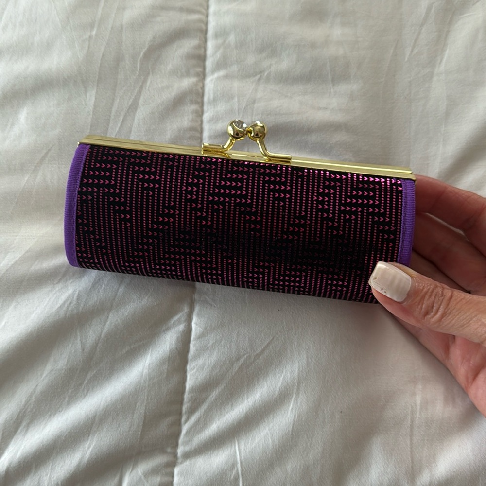 Styllle purple clutch
